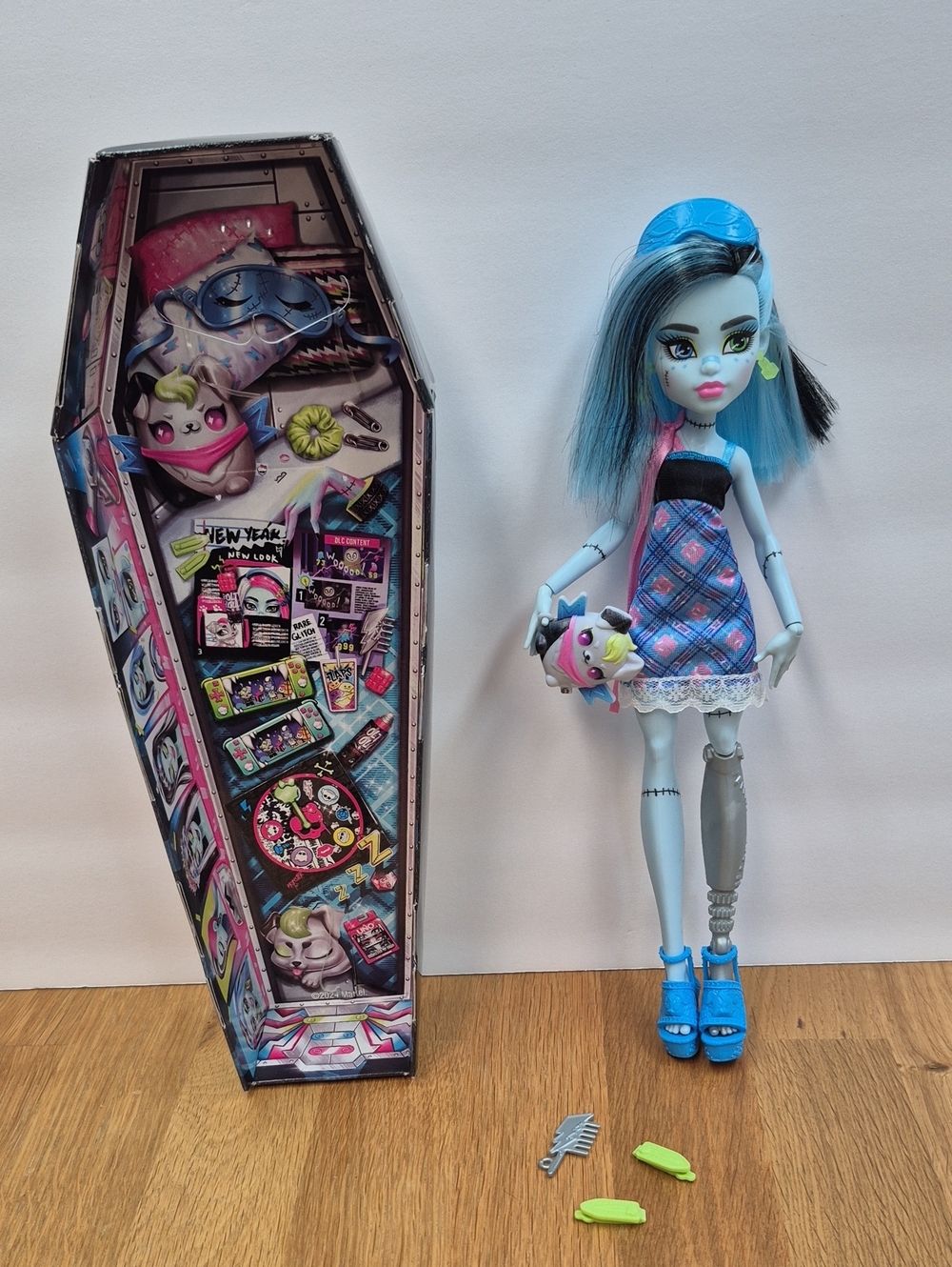 Monster High Buried Secrets Frankie Stein (2024)